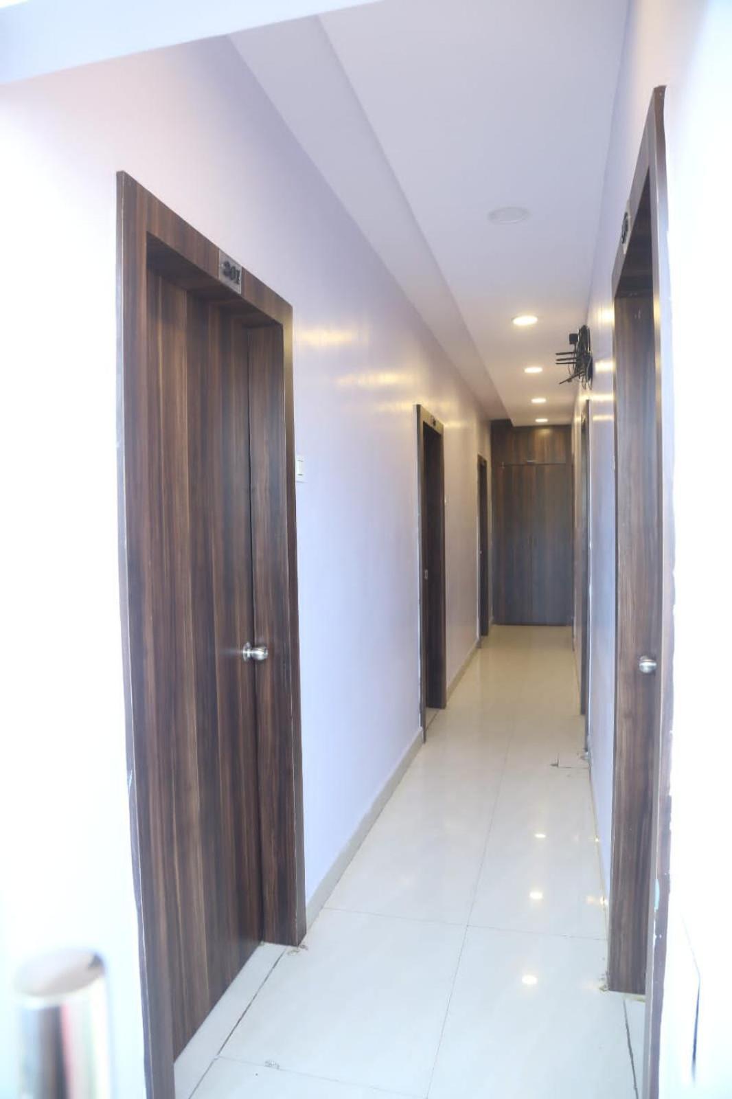 Sk Guest House فيساخاباتنام المظهر الخارجي الصورة